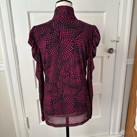 Nine West Women's Blouse Puff Sleeves Geometric Pink Print‎ Feminine Career Y2K - Picture 13 of 16